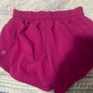 lululemon hotty hot shorts